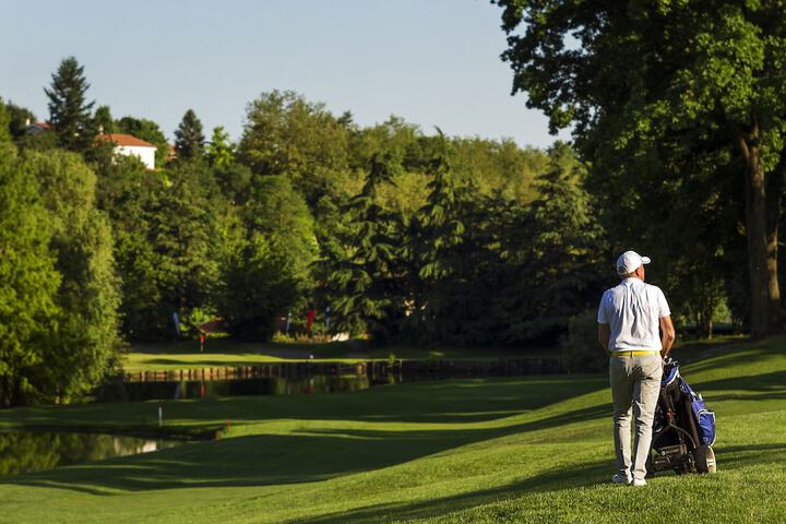 Golf 29 of 38