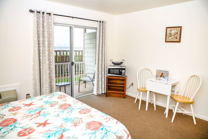 2 Queen Beds (20 of 25)
