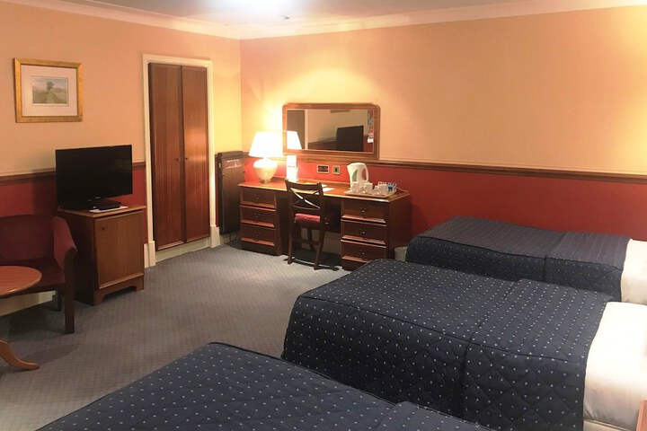 Room 26 of 113