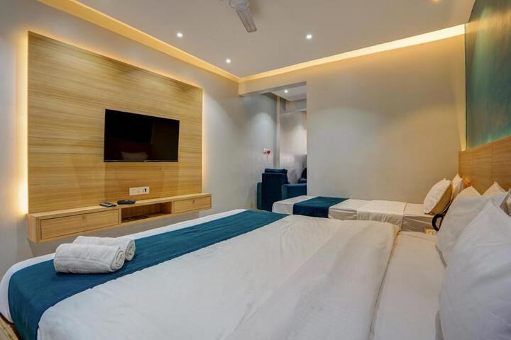Hotel H One