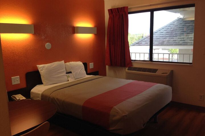 Room 20 of 75