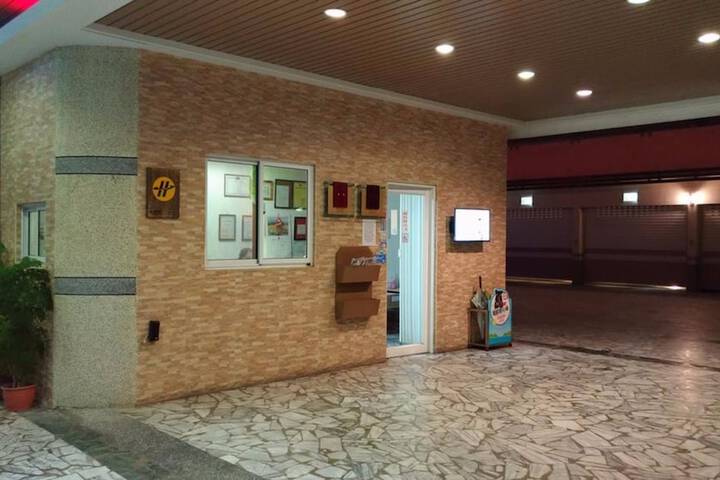 Hotel Lobby