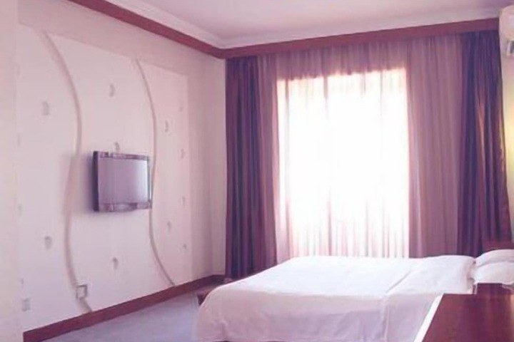 Room 5 of 7