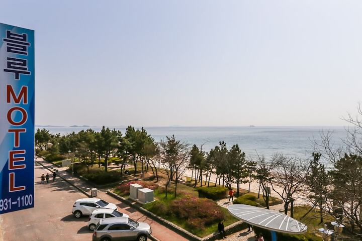 Blue Motel in Boryeong