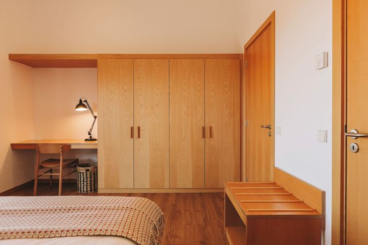 Room 23 of 181
