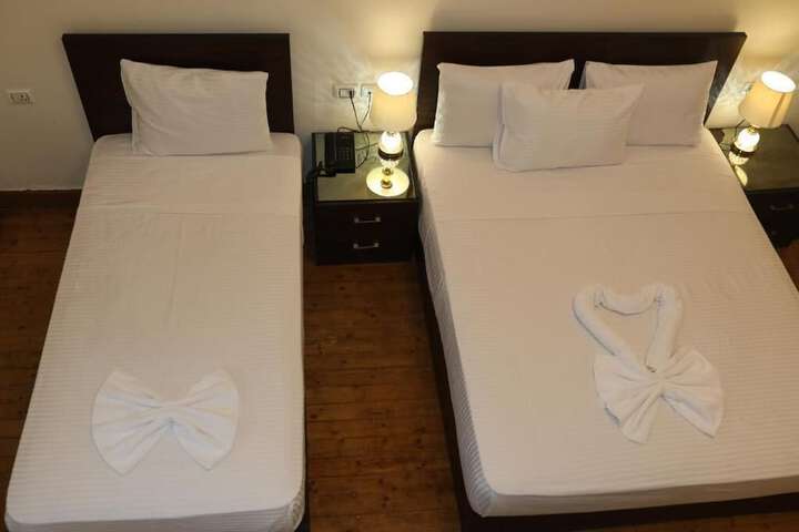Room 16 of 26