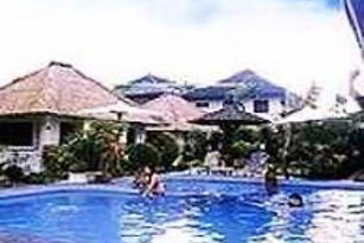 Pool 2 of 6