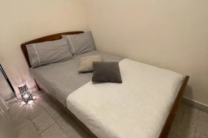 Room 7 of 22