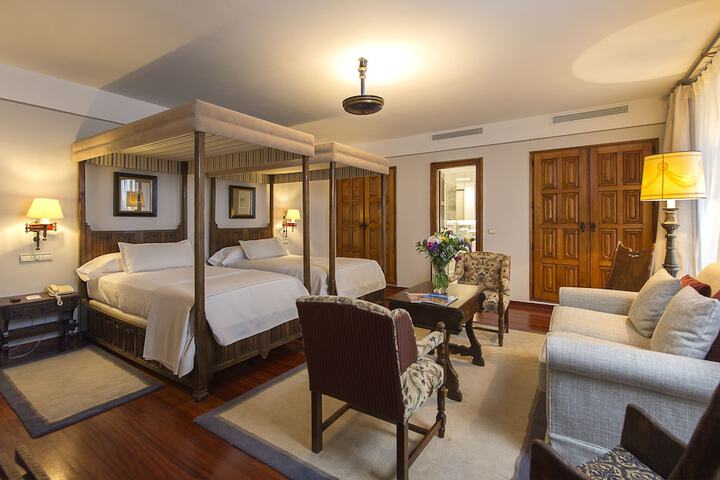 Room 15 of 68