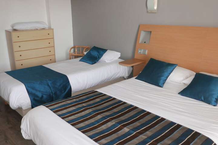 Room 12 of 35