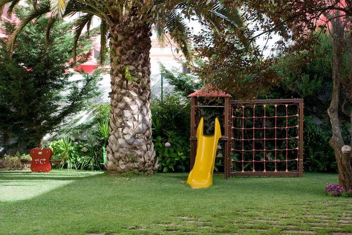 Children's play area - outdoor