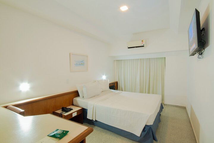 Room 34 of 99