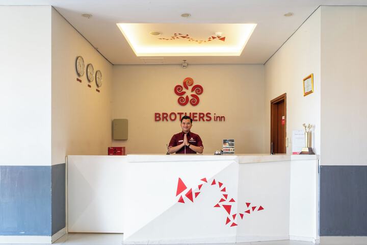 Brothers Inn Solo Baru