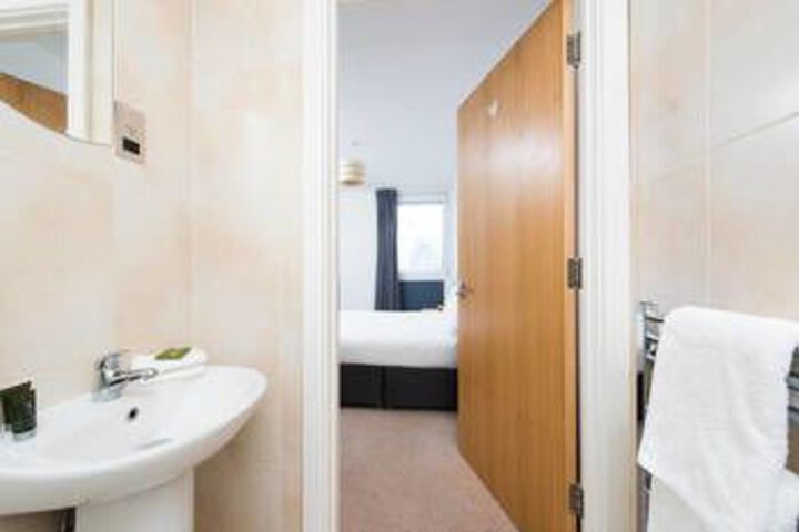 Room 5 of 26