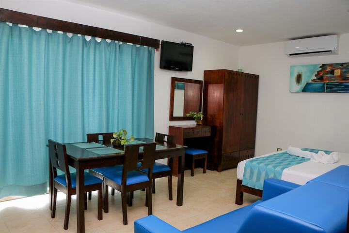 Room 6 of 47