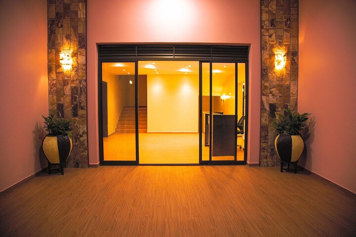 Hotel 15 of 49