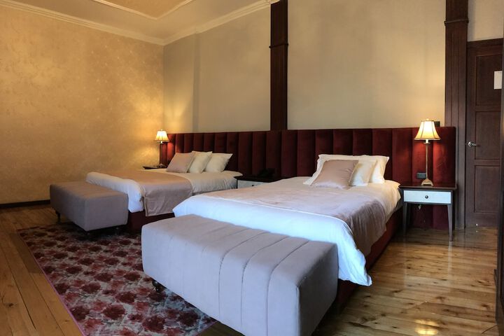 Room 15 of 74