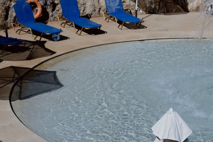 Pools & Facilities