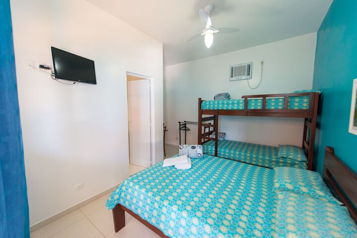 Room 16 of 19