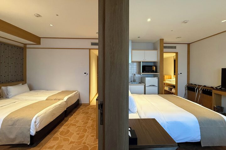 Room 45 of 73