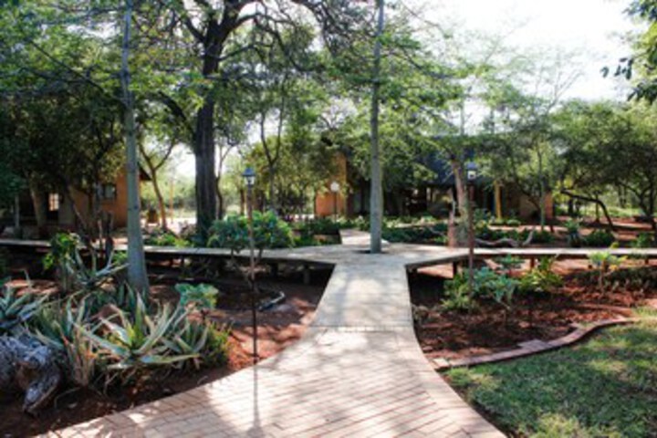 Hotel Exterior 43 of 45