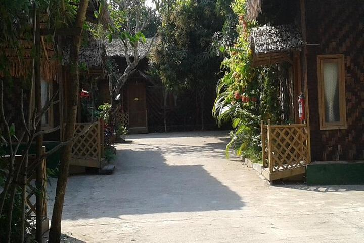 Honey Day Hotel