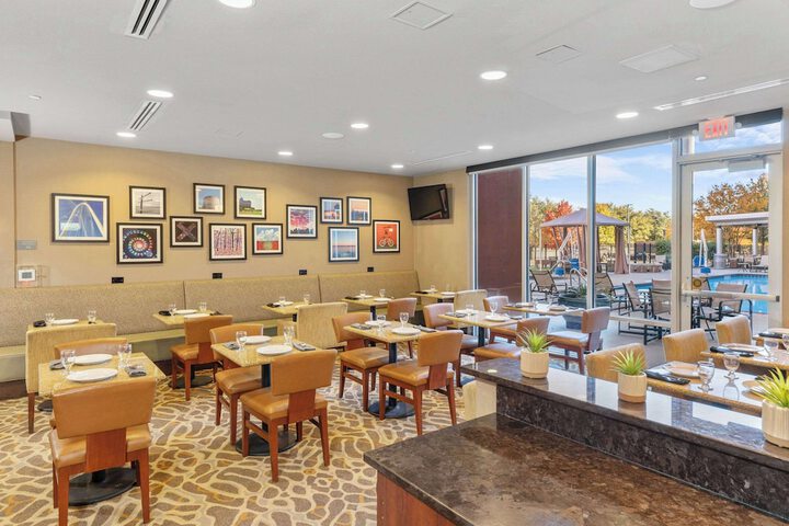 Breakfast area