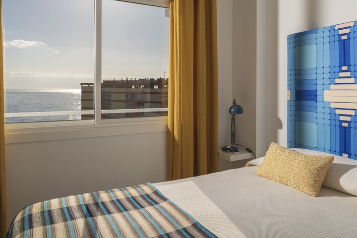 Room 8 of 8