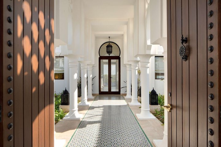 Hotel 194 of 207