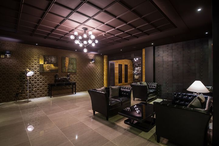 Hotel 4 of 69