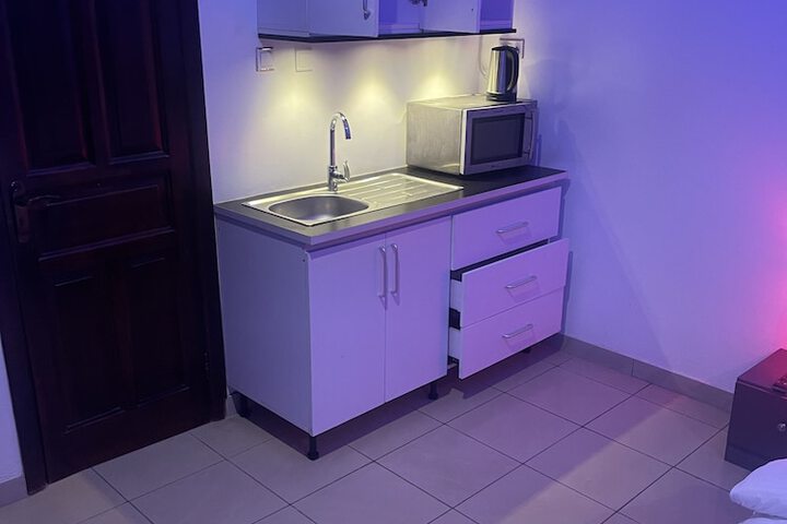 Room 2 of 25