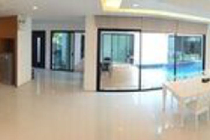 Room 34 of 35