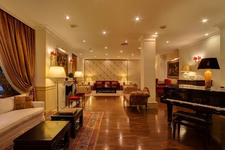 Lobby Photos