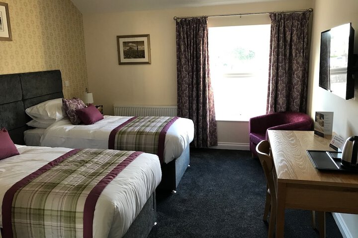 Room 8 of 164