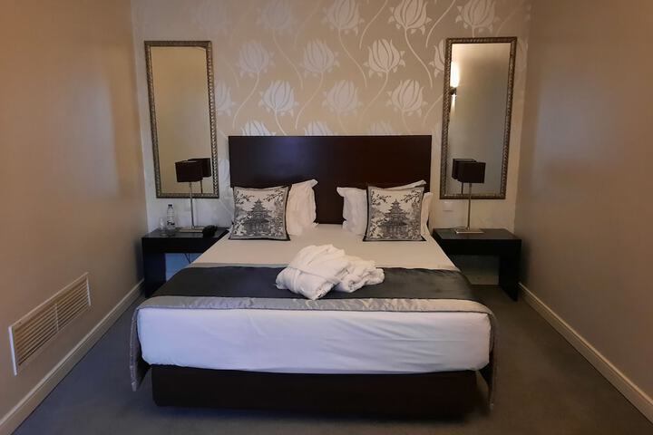 Room 30 of 89