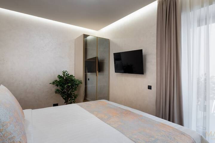 Room 150 of 552
