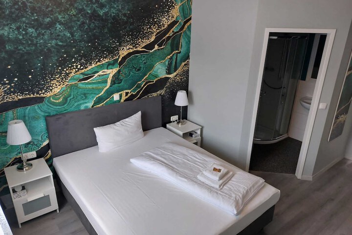 Room 14 of 70