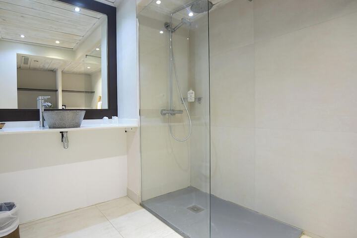 Bath Amenities