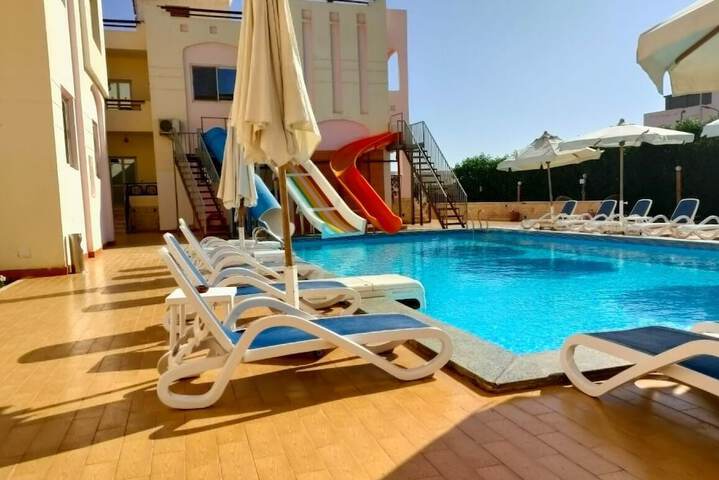 Pool 55 of 70