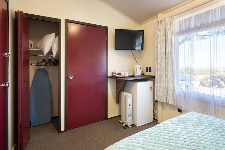 Room 39 of 143
