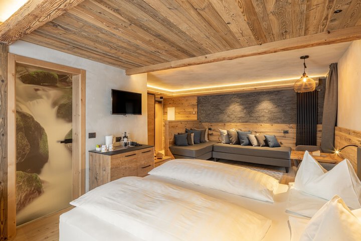 Room 29 of 216