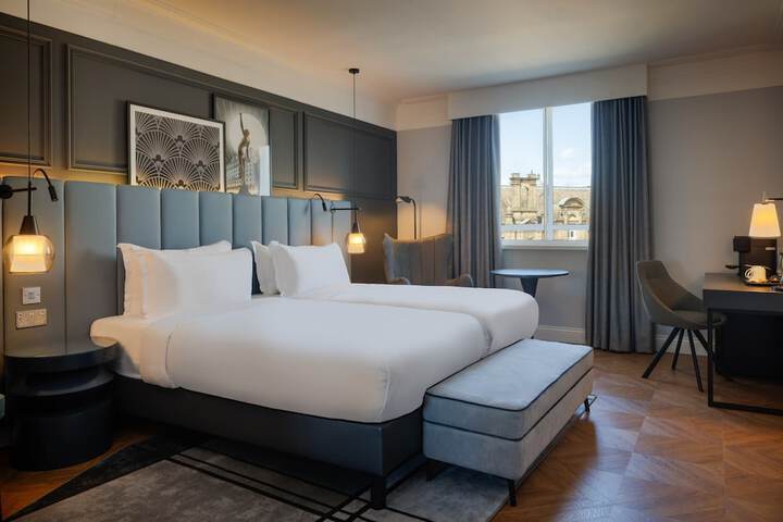 Room 21 of 54