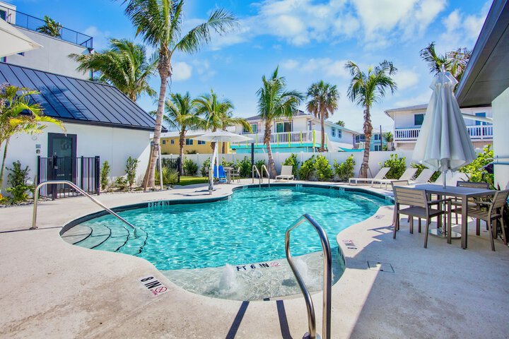 Pool 45 of 56