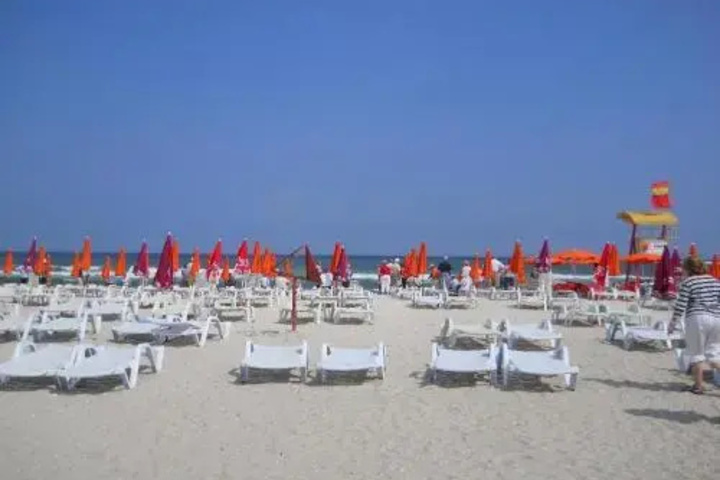 Beach 12 of 21