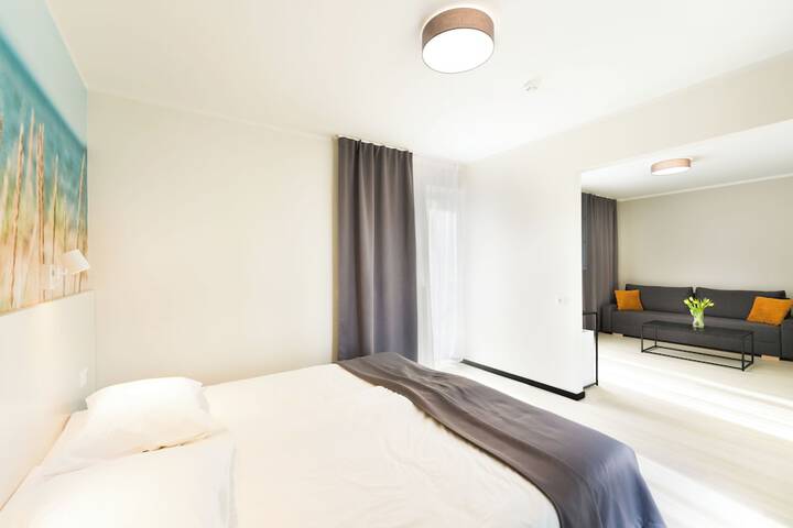 Room 17 of 47