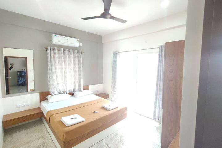 Room 10 of 36