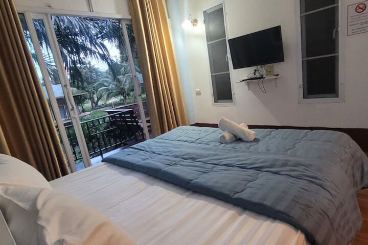 Room 18 of 48