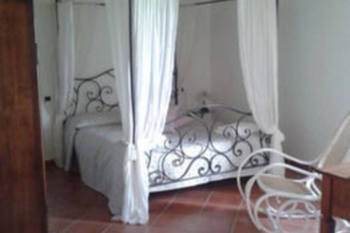 Room 37 of 68