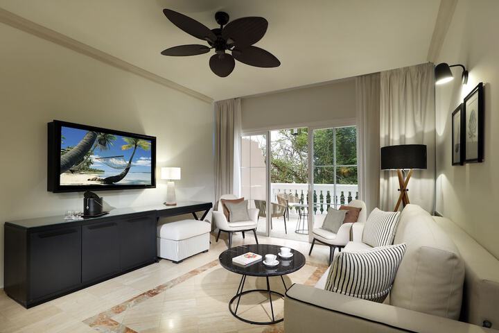Room 15 of 274