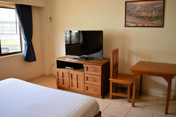 Room 20 of 38